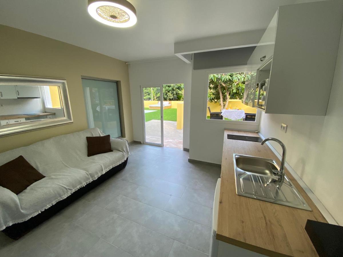 Sunny Carmelito Deluxe Apartment โมกัน ภายนอก รูปภาพ