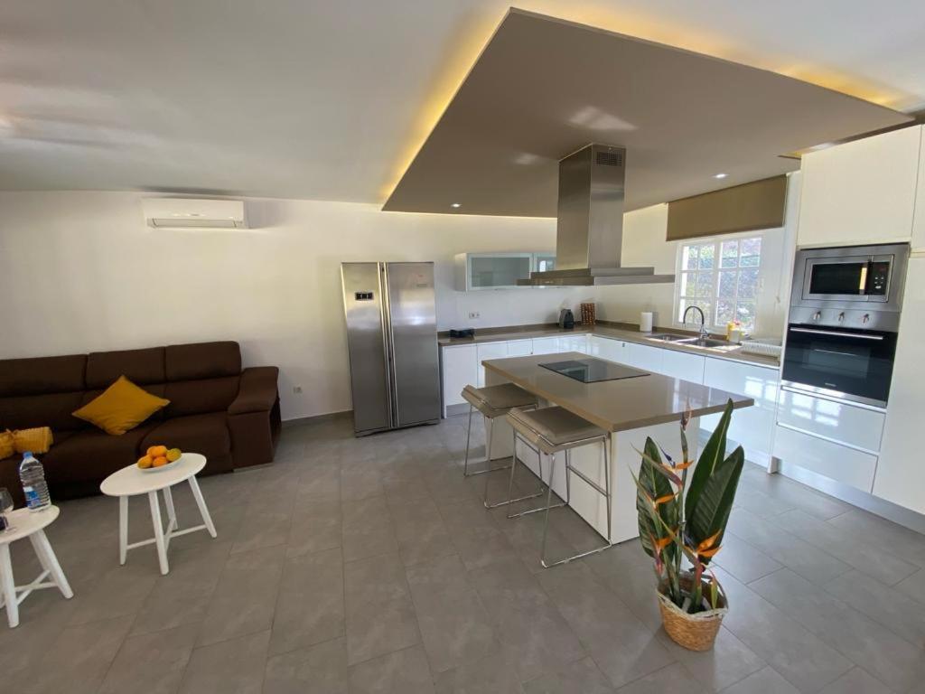 Sunny Carmelito Deluxe Apartment โมกัน ภายนอก รูปภาพ
