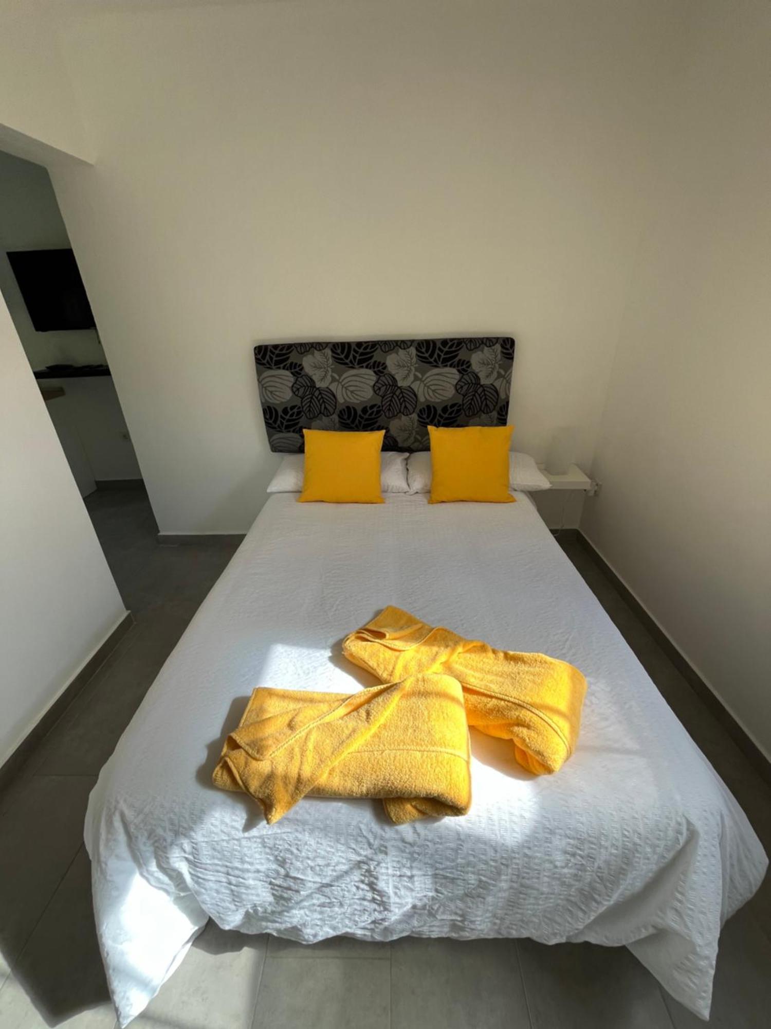 Sunny Carmelito Deluxe Apartment โมกัน ภายนอก รูปภาพ